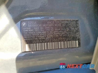 Zdjęcie 12 z 12 samochodu: 2006 BMW 325 I VIN:WBAVB13586PT01898 - miniatura