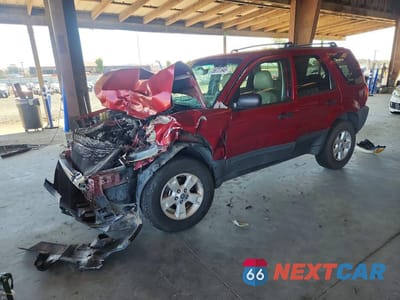 2005 FORD ESCAPE XLT 1FMYU93195DA04835 - główne zdjęcie licytacji z USA - miniatura