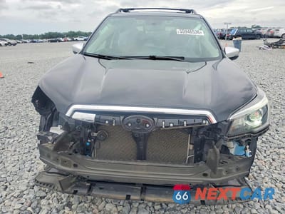 Piąte zdjęcie samochodu w środku: 2020 SUBARU FORESTER TOURING VIN:JF2SKAXC2LH558447 - miniatura