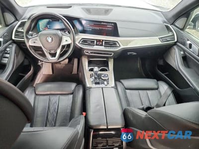 Zdjęcie 8 z 14 samochodu: 2021 BMW X7 XDRIVE40I VIN:5UXCW2C06M9F55279 - miniatura
