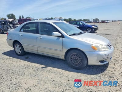Czwarte zdjęcie samochodu z boku: 2004 TOYOTA COROLLA LE VIN:1NXBR32E14Z245876 - miniatura
