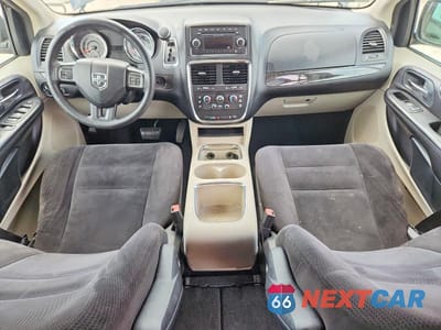 Zdjęcie 8 z 14 samochodu: 2014 DODGE GRAND CARAVAN SXT VIN:2C4RDGCGXER259847 - miniatura