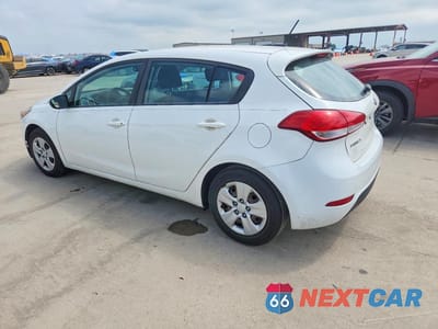 Drugie zdjęcie samochodu z przodu: 2017 KIA FORTE LX VIN:KNAFK5A87H5718209 - miniatura