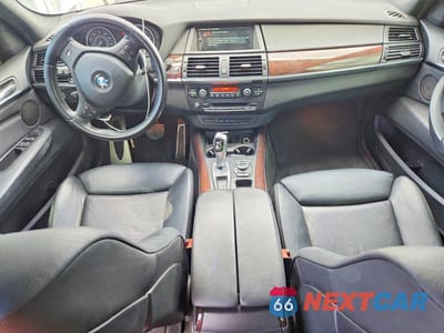 Zdjęcie 8 z 13 samochodu: 2013 BMW X5 XDRIVE35I VIN:5UXZV4C5XD0E02848 - miniatura