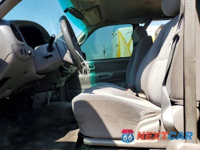 Zdjęcie 7 z 12 samochodu: 2002 TOYOTA TUNDRA SR5 V8 VIN:5TBRT34112S326580 - miniatura