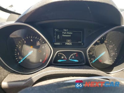 Zdjęcie 9 z 13 samochodu: 2019 FORD ESCAPE SE VIN:1FMCU0GDXKUB11477 - miniatura
