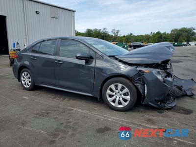 Czwarte zdjęcie samochodu z boku: 2026 TOYOTA COROLLA LE VIN:5YFB4MDE4TP360070 - miniatura