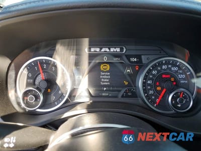 Zdjęcie 9 z 12 samochodu: 2026 RAM 1500 LARAMIE VIN:1C6SRFJP5TN281949 - miniatura