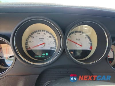 Zdjęcie 9 z 12 samochodu: 2009 DODGE CHALLENGER SE VIN:2B3LJ44VX9H589561 - miniatura