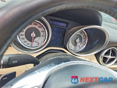 Zdjęcie 9 z 12 samochodu: 2015 MERCEDES-BENZ SLK 250 VIN:WDDPK4HA6FF104601 - miniatura