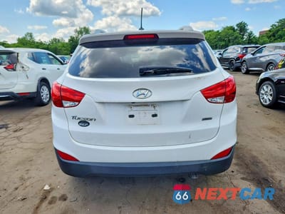 Zdjęcie 6 z 12 samochodu: 2015 HYUNDAI TUCSON SE VIN:KM8JUCAG6FU079290 - miniatura
