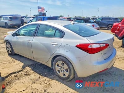 Drugie zdjęcie samochodu z przodu: 2016 KIA FORTE LX VIN:KNAFK4A6XG5534132 - miniatura