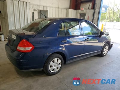 Trzecie zdjęcie samochodu z tyłu: 2009 NISSAN VERSA 1.6 BASE VIN:3N1CC11E89L473586 - miniatura
