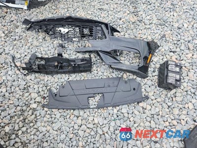 Zdjęcie 12 z 13 samochodu: 2026 FORD MUSTANG VIN:1FA6P8THXT5109312 - miniatura