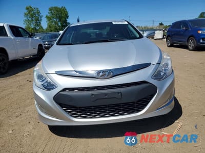 Piąte zdjęcie samochodu w środku: 2013 HYUNDAI SONATA HYBRID VIN:KMHEC4A48DA098258 - miniatura