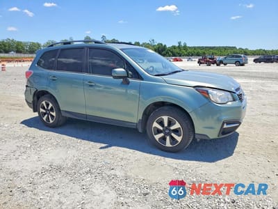 Czwarte zdjęcie samochodu z boku: 2017 SUBARU FORESTER 2.5I PREMIUM VIN:JF2SJAEC5HH463667 - miniatura