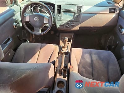 Zdjęcie 8 z 12 samochodu: 2009 NISSAN VERSA 1.8 S VIN:3N1BC13E49L477157 - miniatura