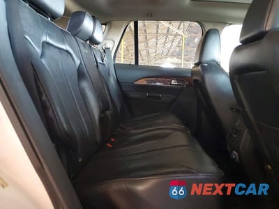 Zdjęcie 10 z 12 samochodu: 2011 LINCOLN MKX VIN:2LMDJ8JKXBBJ32200 - miniatura