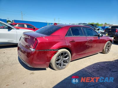 Trzecie zdjęcie samochodu z tyłu: 2020 CHRYSLER 300 TOURING VIN:2C3CCAAG8LH171976 - miniatura