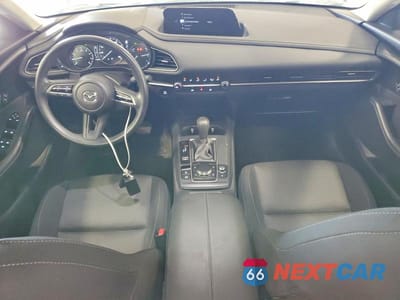 Zdjęcie 8 z 14 samochodu: 2023 MAZDA CX-30 VIN:3MVDMBAM8PM587282 - miniatura