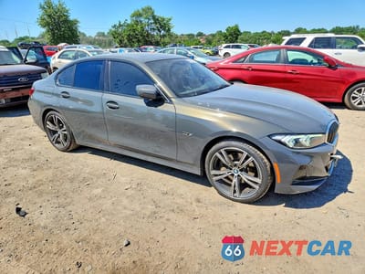 Czwarte zdjęcie samochodu z boku: 2023 BMW 330E VIN:3MW39FF00P8C94462 - miniatura
