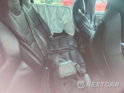 Zdjęcie 10 z 12 samochodu: 2016 TESLA MODEL X VIN:5YJXCAE46GFS02683 - miniatura