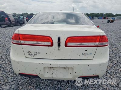 Zdjęcie 6 z 13 samochodu: 2012 LINCOLN MKZ VIN:3LNHL2GC1CR807133 - miniatura