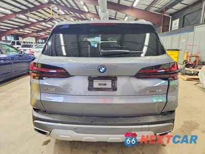 Zdjęcie 6 z 13 samochodu: 2026 BMW X5 XDRIVE50E VIN:5UX43EU01T9291753 - miniatura