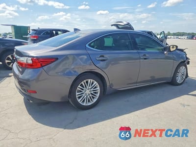 Trzecie zdjęcie samochodu z tyłu: 2017 LEXUS ES 350 VIN:58ABK1GG2HU044652 - miniatura