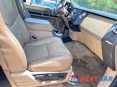 Piąte zdjęcie samochodu w środku: 2008 FORD F450 SUPER DUTY VIN:1FTXW43R08EB04307 - miniatura
