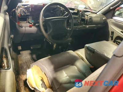 Zdjęcie 8 z 13 samochodu: 2002 DODGE RAM 2500 VIN:3B7KF26Z52M207881 - miniatura