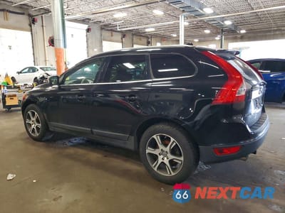 Drugie zdjęcie samochodu z przodu: 2012 VOLVO XC60 T6 VIN:YV4902DZ4C2244123 - miniatura