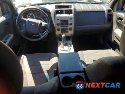 Zdjęcie 8 z 13 samochodu: 2012 FORD ESCAPE XLT VIN:1FMCU0D78CKC64290 - miniatura