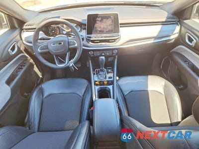 Zdjęcie 8 z 13 samochodu: 2025 JEEP COMPASS LATITUDE VIN:3C4NJDBNXST619150 - miniatura