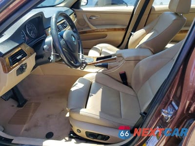 Zdjęcie 7 z 12 samochodu: 2006 BMW 325 I VIN:WBAVB135X6KX51792 - miniatura