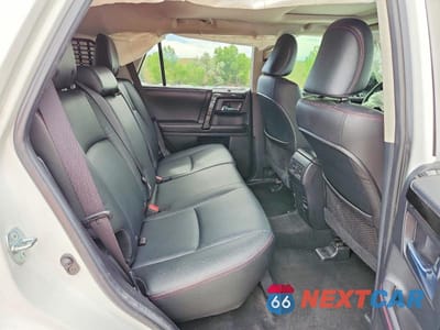 Zdjęcie 11 z 13 samochodu: 2016 TOYOTA 4RUNNER TRAIL PREMIUM VIN:JTEBU5JR2G5351024 - miniatura