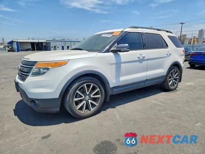 2015 FORD EXPLORER XLT 1FM5K7D81FGB67858 - główne zdjęcie licytacji z USA - miniatura