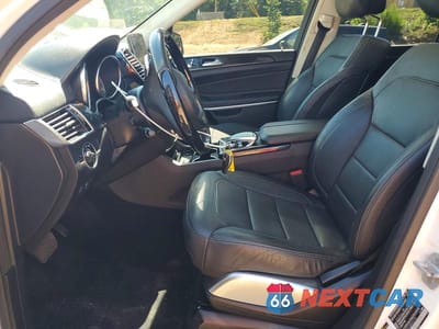 Zdjęcie 7 z 12 samochodu: 2018 MERCEDES-BENZ GLS 550 4MATIC VIN:4JGDF7DE8JB025194 - miniatura