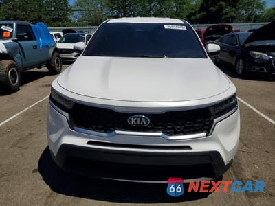 Piąte zdjęcie samochodu w środku: 2021 KIA SORENTO LX VIN:5XYRG4LC8MG016009 - miniatura