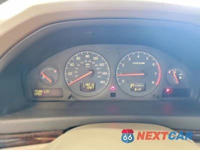 Zdjęcie 9 z 12 samochodu: 1999 VOLVO S80 VIN:YV1TS97D1X1006246 - miniatura
