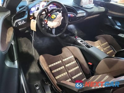 Zdjęcie 8 z 13 samochodu: 2025 FERRARI SF 90 SPIDER VIN:ZFF96NMA7S0316974 - miniatura