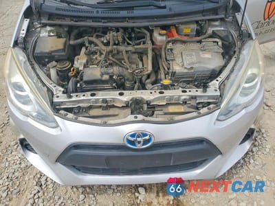 Zdjęcie 11 z 12 samochodu: 2015 TOYOTA PRIUS C ONE VIN:JTDKDTB39F1583595 - miniatura