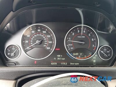 Zdjęcie 9 z 12 samochodu: 2016 BMW 328 XI SULEV VIN:WBA8E3G59GNT77797 - miniatura