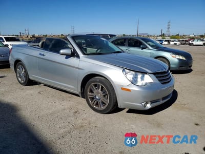 Czwarte zdjęcie samochodu z boku: 2008 CHRYSLER SEBRING LIMITED VIN:1C3LC65M38N100499 - miniatura