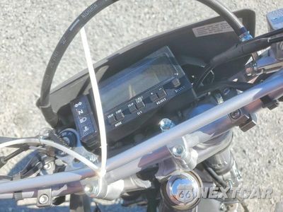 Zdjęcie 7 z 9 samochodu: 2022 SUZUKI DR-Z400 S VIN:JS1SK43A6N7100501 - miniatura