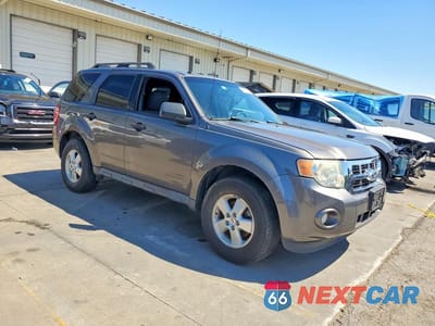 Czwarte zdjęcie samochodu z boku: 2012 FORD ESCAPE XLT VIN:1FMCU0D78CKC64290 - miniatura