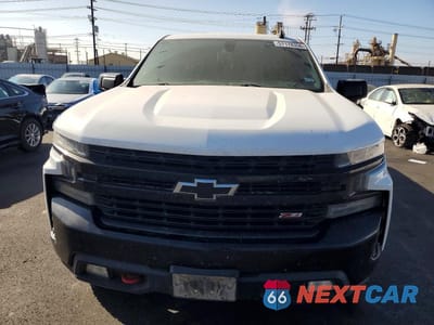 Piąte zdjęcie samochodu w środku: 2020 CHEVROLET SILVERADO K1500 LT TRAIL BOSS VIN:1GCPYFED7LZ289450 - miniatura