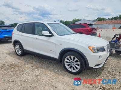 Czwarte zdjęcie samochodu z boku: 2013 BMW X3 XDRIVE28I VIN:5UXWX9C5XD0D09032 - miniatura