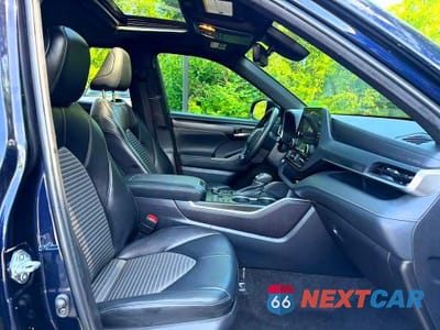 Zdjęcie 10 z 15 samochodu: 2023 TOYOTA HIGHLANDER XSE VIN:5TDKDRBH0PS019871 - miniatura