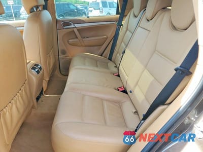Zdjęcie 11 z 13 samochodu: 2009 PORSCHE CAYENNE VIN:WP1AA29P29LA04011 - miniatura